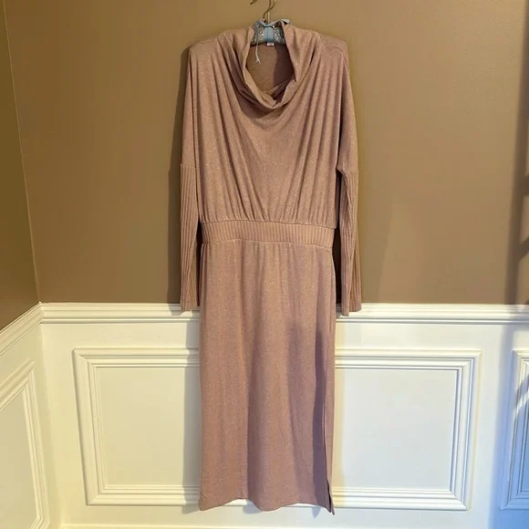 dusty pink dress what colour shoes Women's Flirt Filled Long Sleeve Floral Mini Dress in Dusty Pink main image 1